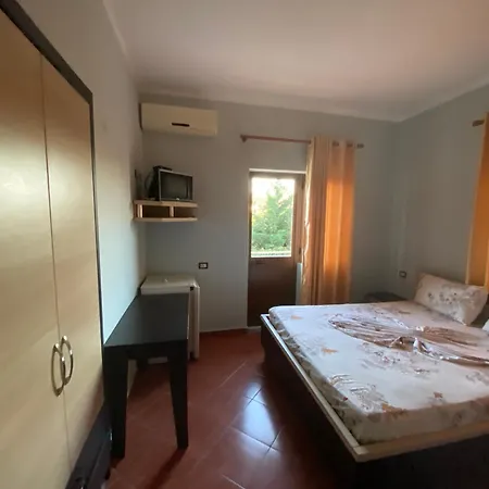 Ξενοδοχείο Kristal 4*