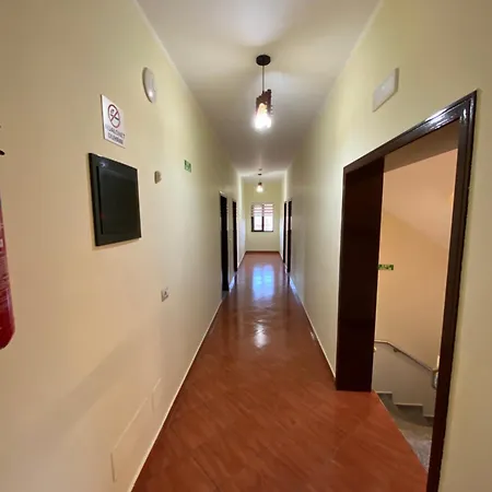 Ξενοδοχείο Kristal 4*